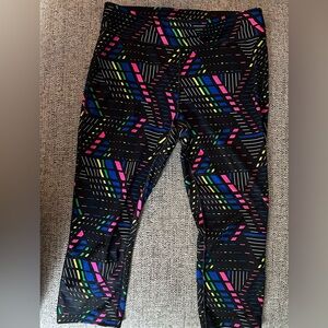 Xersion cropped workout leggings, size medium